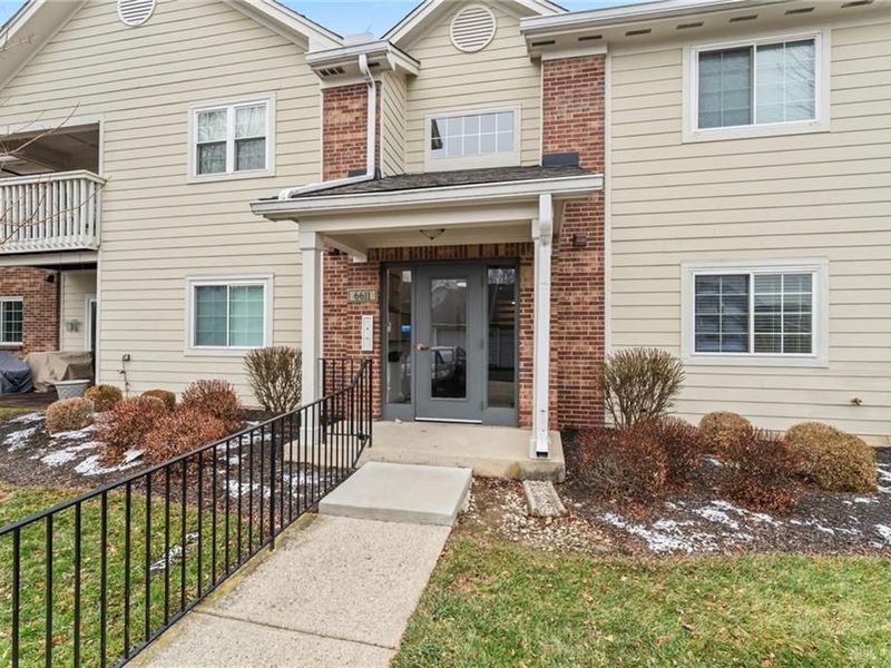 6611 Brigham Square, Unit 2, Dayton, OH 45459 Photo 1