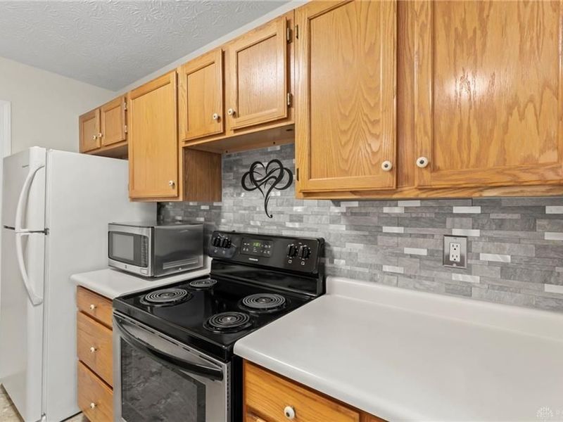 6611 Brigham Square, Unit 2, Dayton, OH 45459 Photo 11