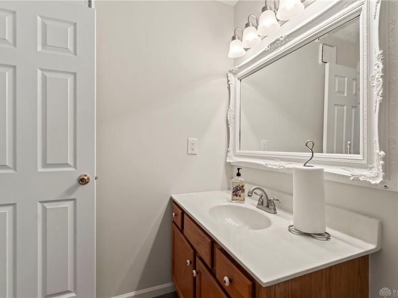 6611 Brigham Square, Unit 2, Dayton, OH 45459 Photo 27