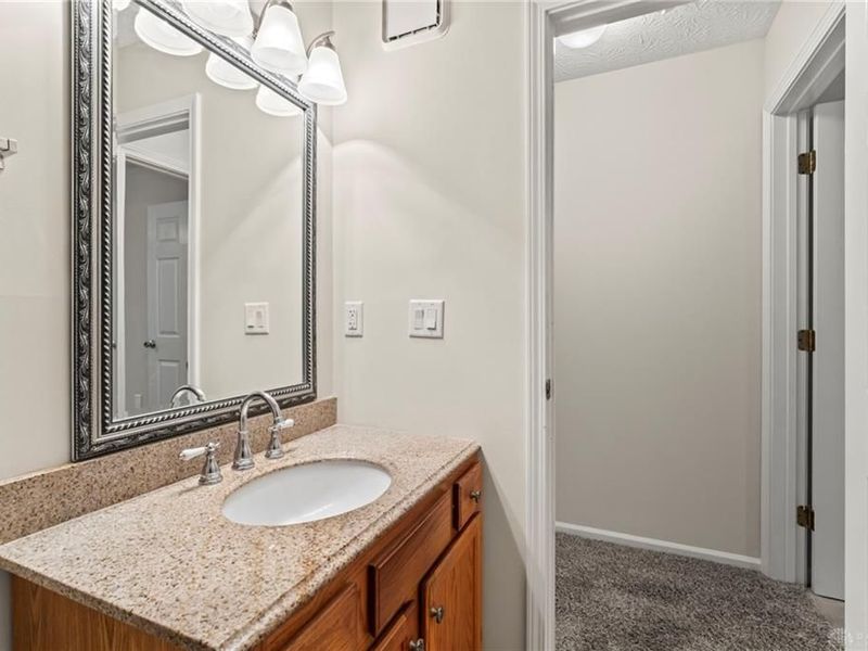 6611 Brigham Square, Unit 2, Dayton, OH 45459 Photo 33