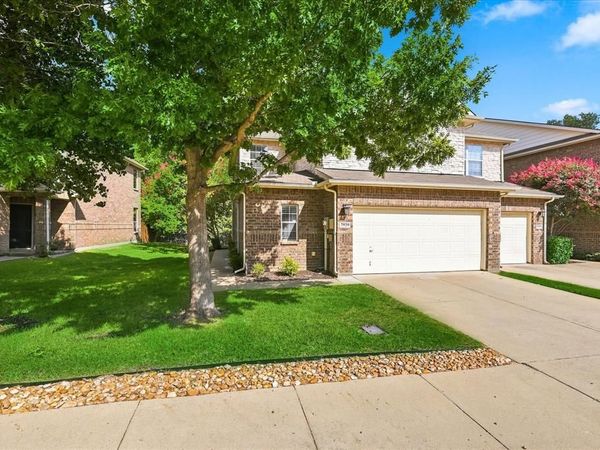 2929 Muirfield Drive, Lewisville, TX 75067