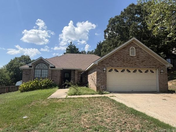 2575 Morse Dr , Conway, AR 72032