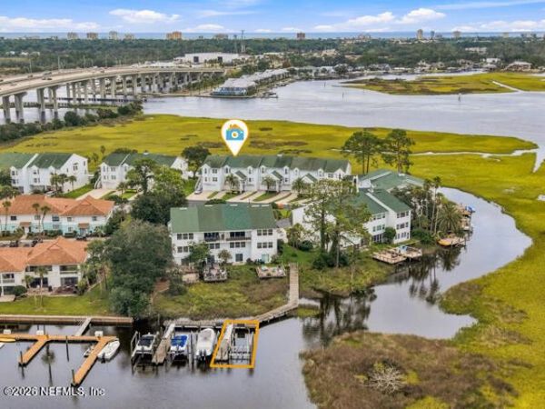 3359 LIGHTHOUSE POINT Lane, Jacksonville, FL 32250