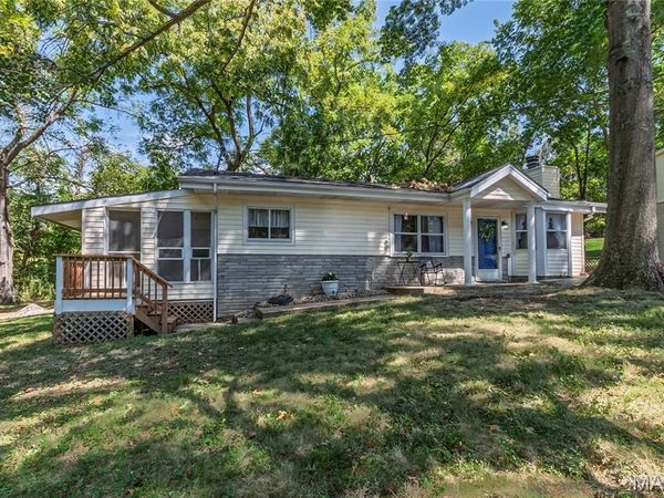4291 Lakeview Drive, Hillsboro, MO 63050