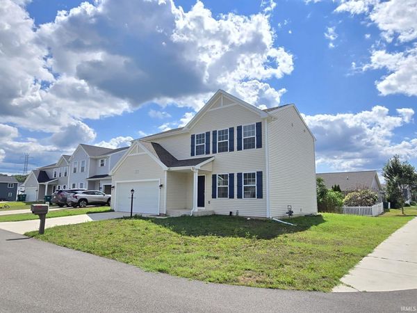 1929 Blue Stem Court, Mishawaka, IN 46544
