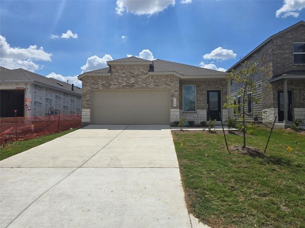 229 Mets WAY , Hutto, TX 78634