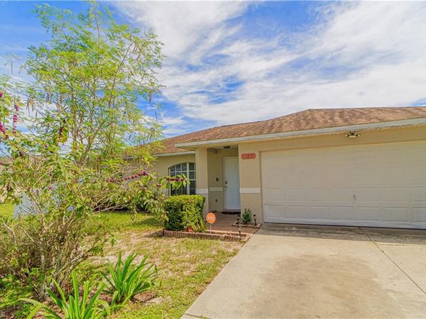 127 Blackstone DR, FORT MYERS, FL 33913