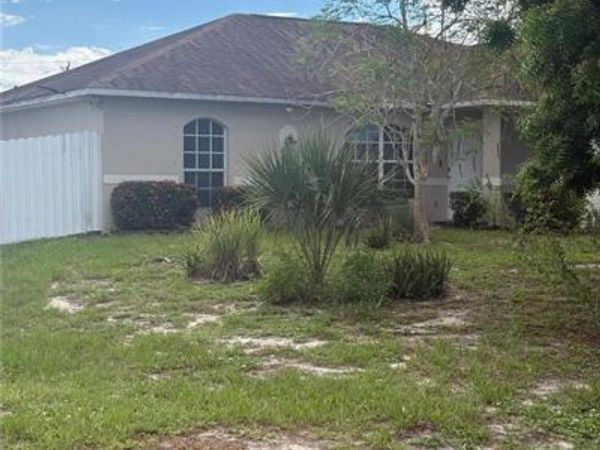 127 Blackstone DR, FORT MYERS, FL 33913