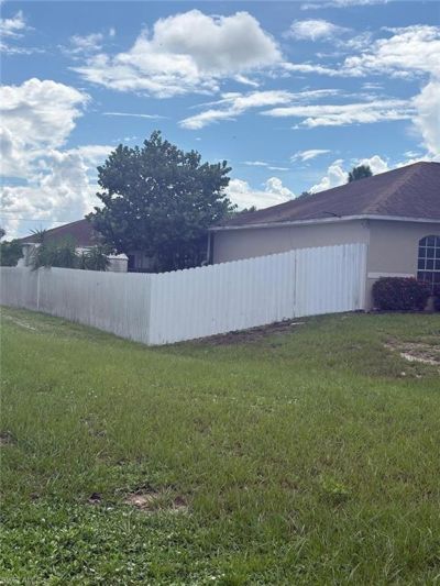 127 Blackstone Dr, Fort Myers, FL 33913 Photo