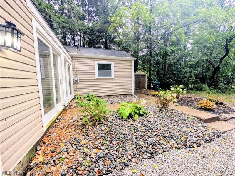 1739 E Turkeyfoot Lake Road, Akron, OH 44312 Photo 32