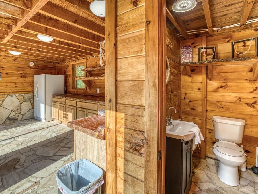 Property Image 61