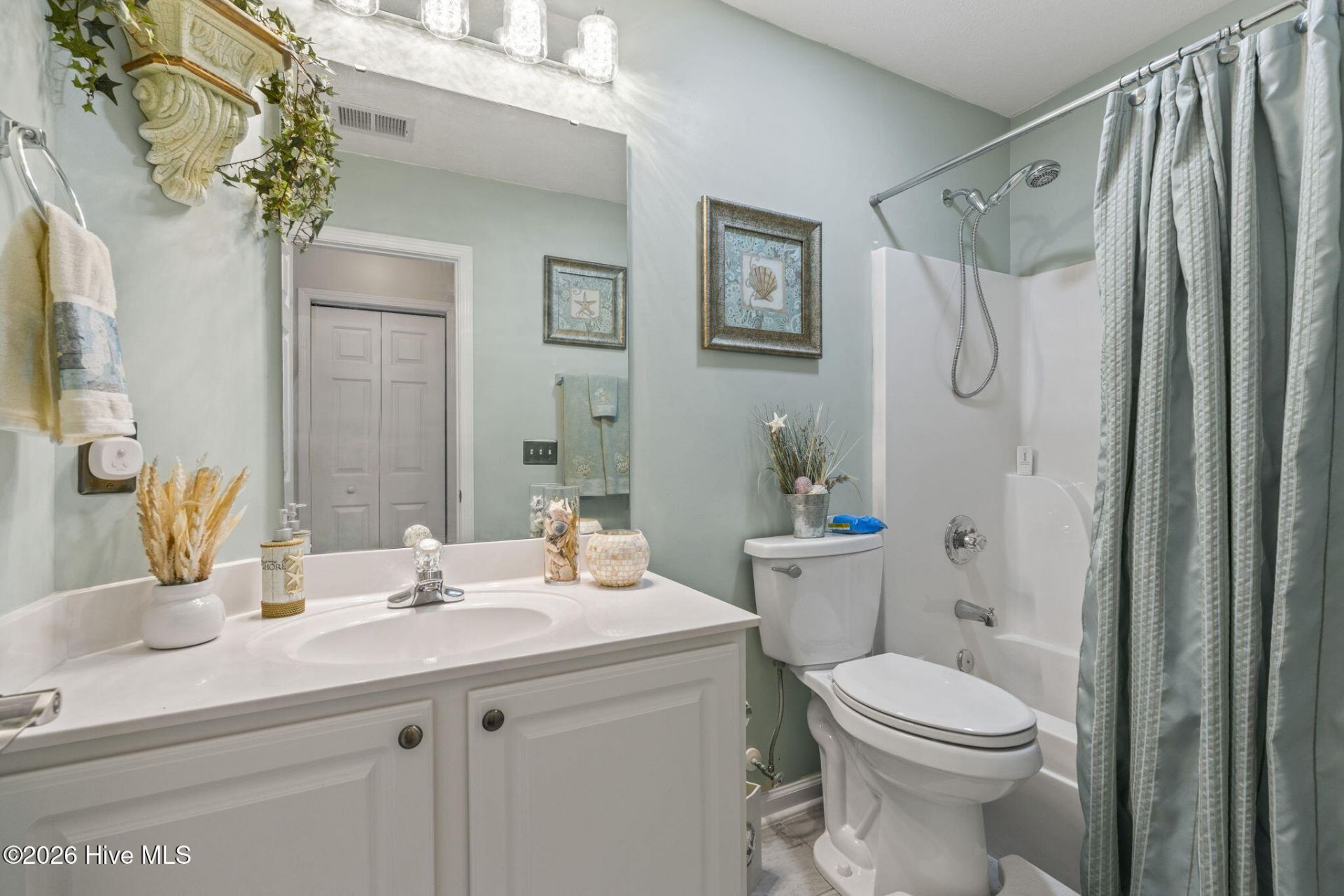 1017 Jocassee Drive Photo 8