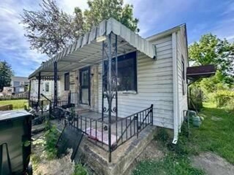 3167 E 6th Avenue, Columbus, OH 43219 Photo 1