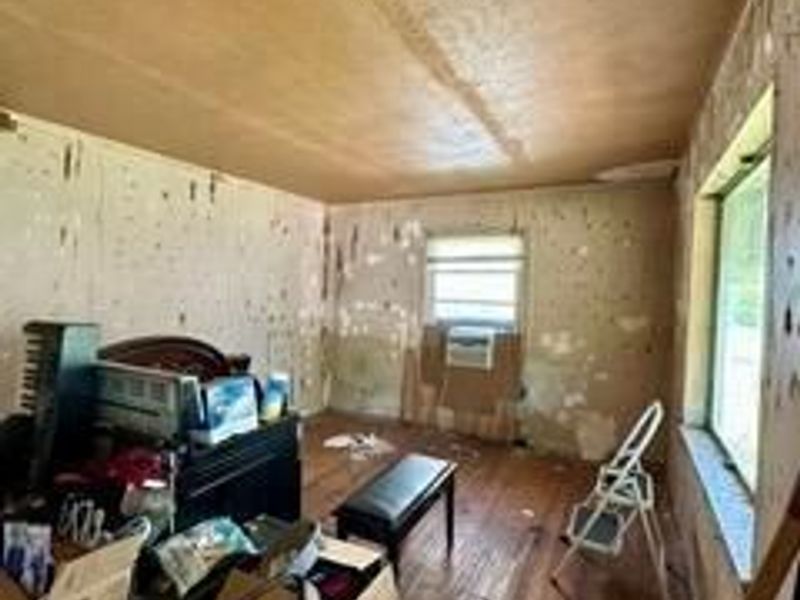 3167 E 6th Avenue, Columbus, OH 43219 Photo 3