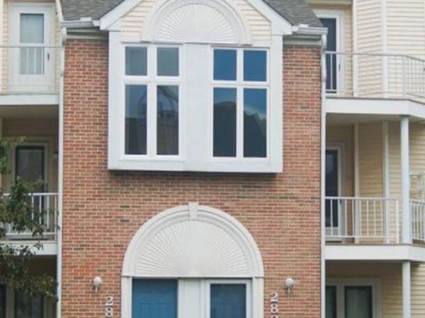 283 JUANITA COURT , LEVITTOWN, PA 19057