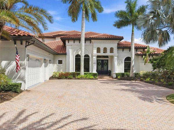 6809 BELMONT COURT , BRADENTON, FL 34202