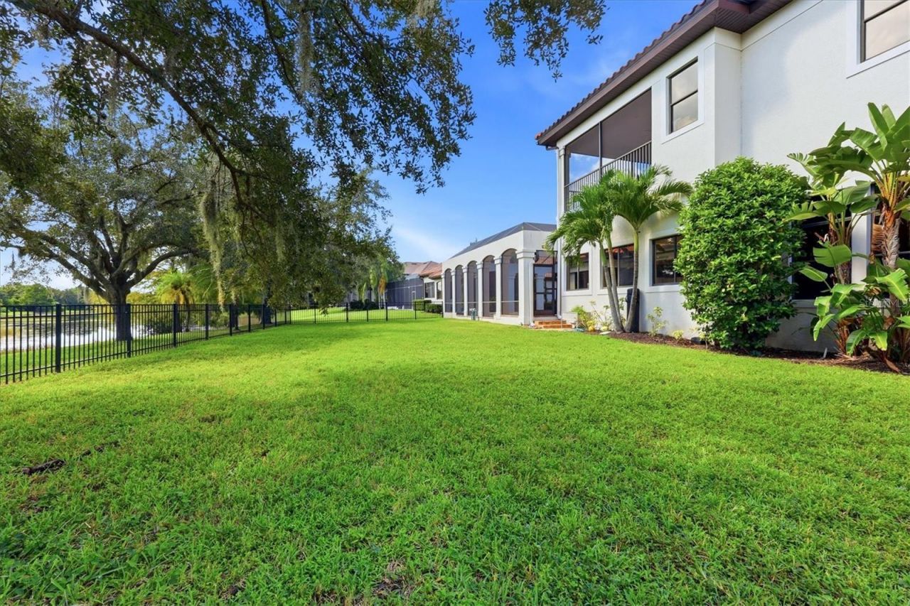 6809 Belmont Court, Bradenton, FL 34202 Photo