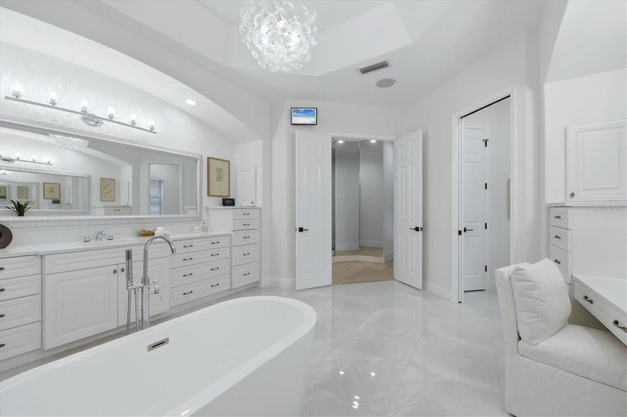 6809 Belmont Court, Bradenton, FL 34202 Photo