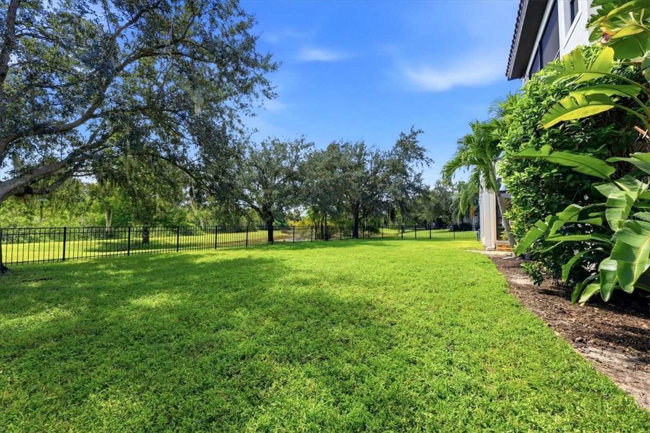 6809 Belmont Court, Bradenton, FL 34202 Photo