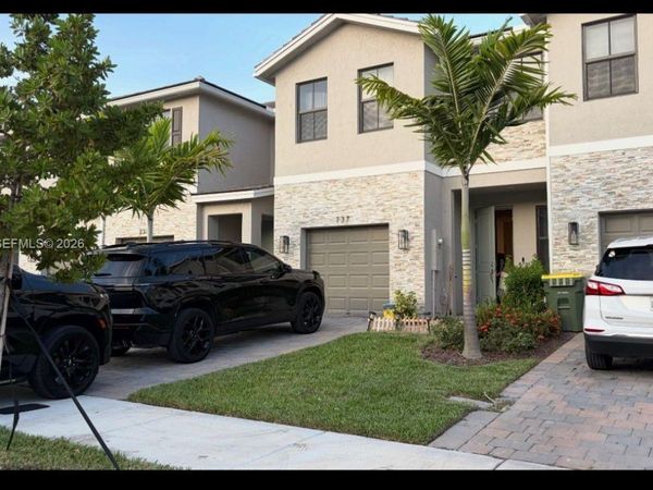 137 NE 14th Ave , Homestead, FL 33033