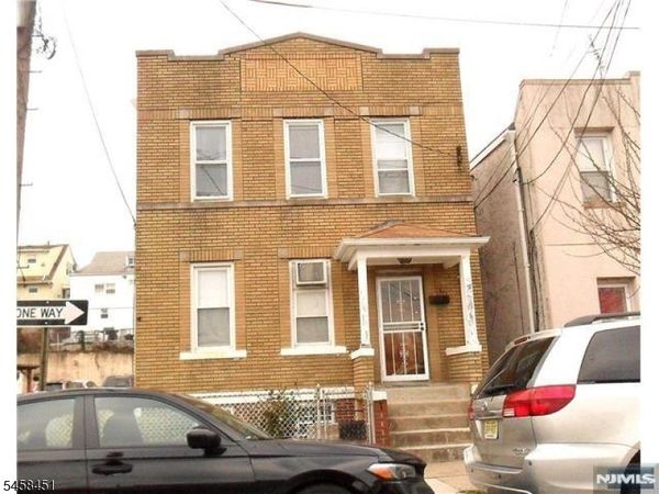 37 Corabelle Ave, Lodi, NJ 07644