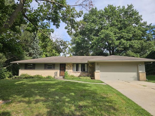 131 Dawn Avenue , Rockford, IL 61107