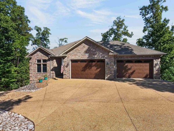 3 Celestial Lane, Hot Springs Village, AR 71909
