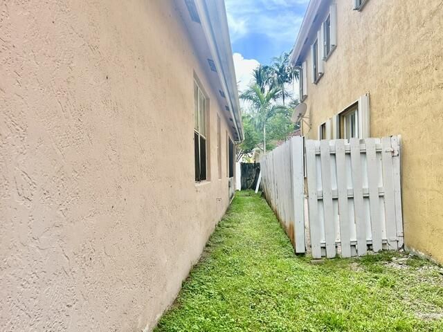 2302 SW 125th Avenue, Miramar, FL 33027 Photo