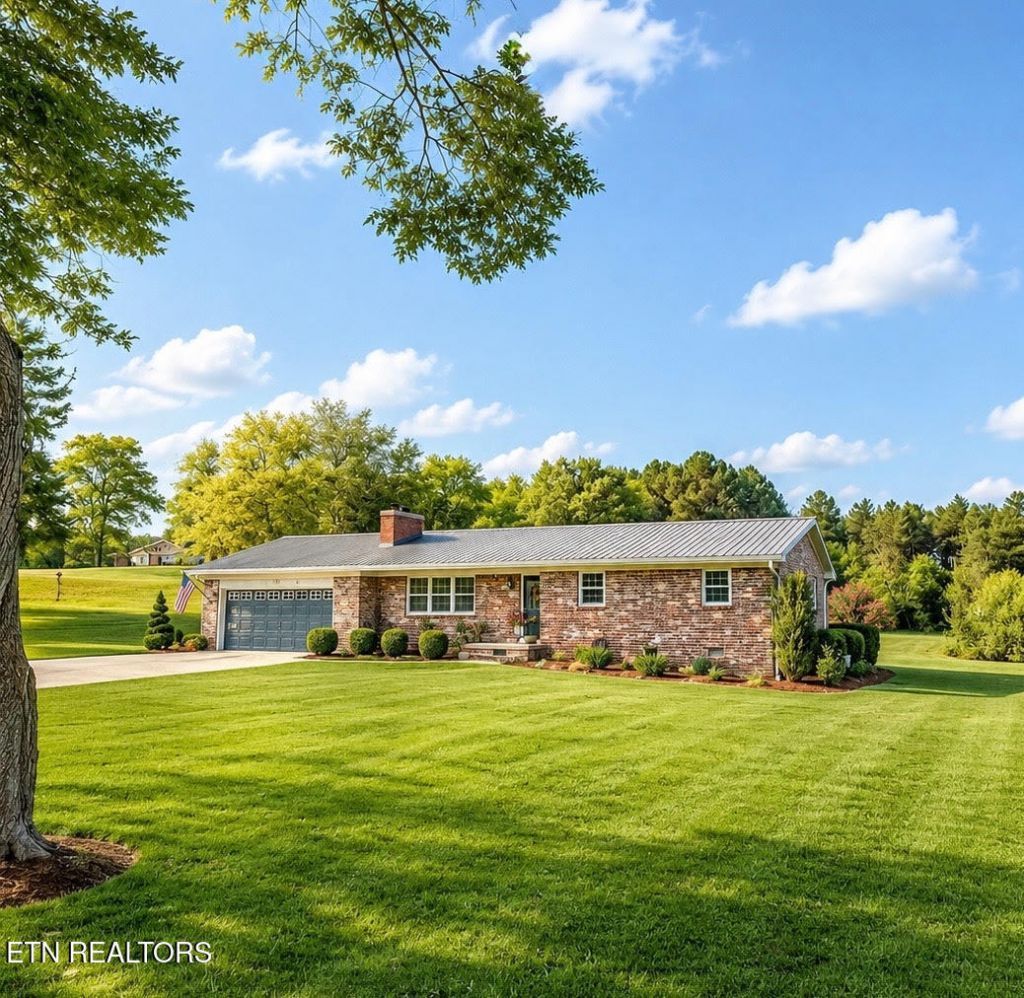 416 Mount Lebanon Rd, Maryville, TN 37804 Main Photo