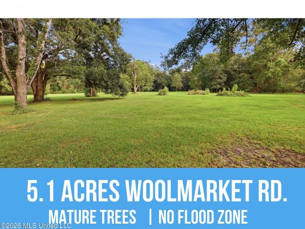 Woolmarket Road, Biloxi, MS 39532