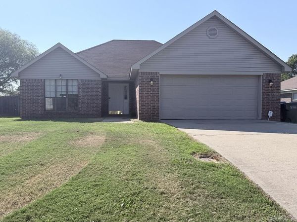 1545 Arden Ln , Conway, AR 72034
