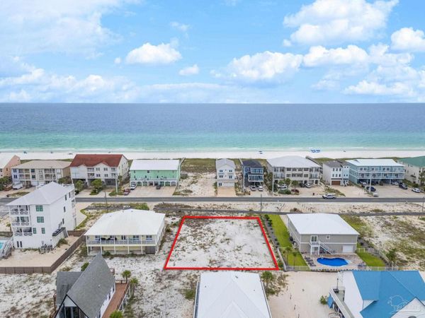 7930 Gulf Blvd, Navarre Beach, FL 32566