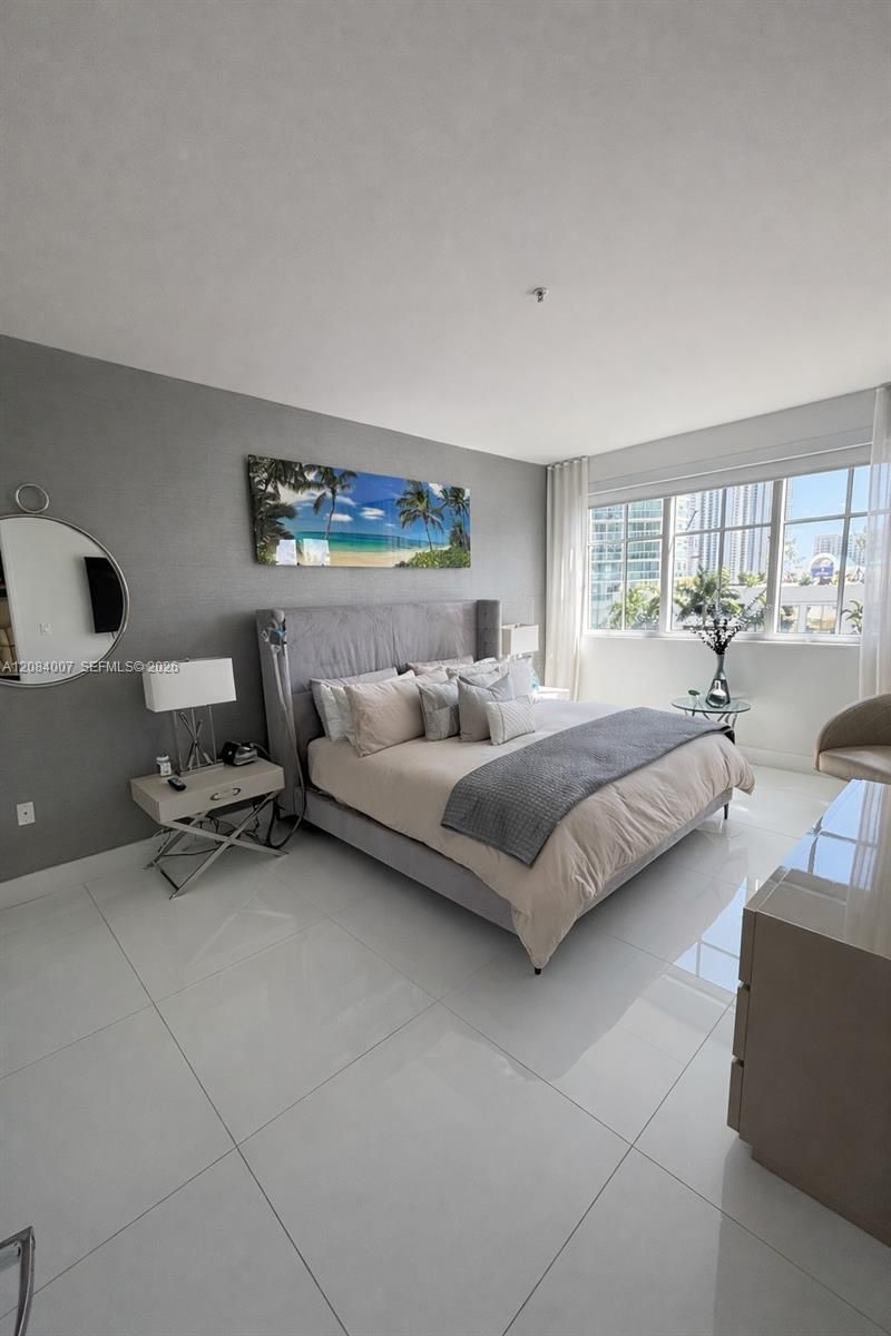 250 NE Sunny Isles Blvd , Unit TH-407, Sunny Isles Beach, FL 33160 Photo