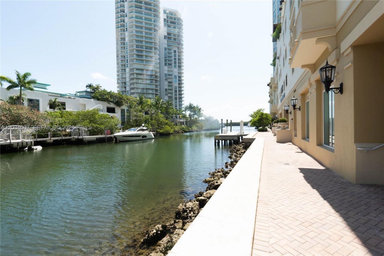 250 NE Sunny Isles Blvd , Unit TH-407, Sunny Isles Beach, FL 33160 Photo