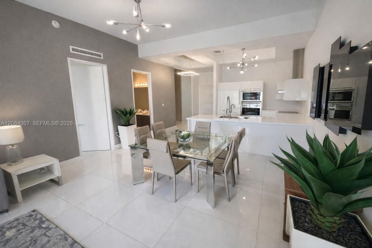 250 NE Sunny Isles Blvd , Unit TH-407, Sunny Isles Beach, FL 33160 Photo
