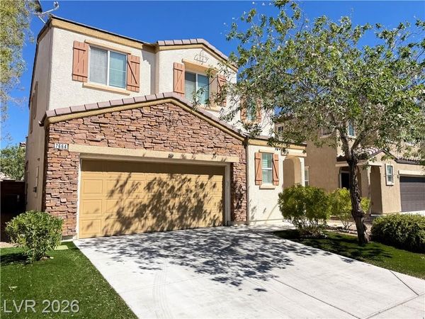 7664 Black River Street , Las Vegas, NV 89139