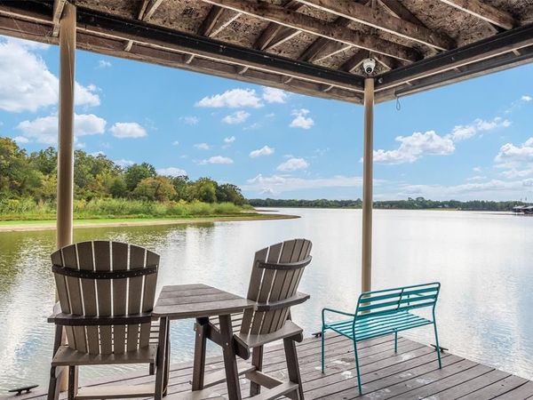 229 Lakeside Drive , Malakoff, TX 75148