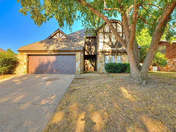 706 Heatherhill Drive, Norman, OK 73072