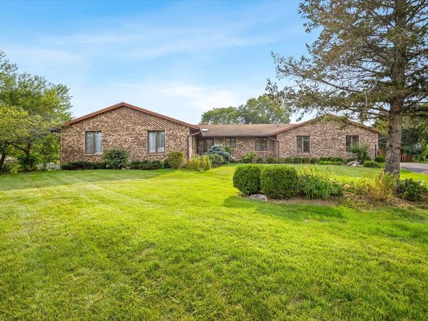 6531 Shadow Ridge Road , Rockford, IL 61107