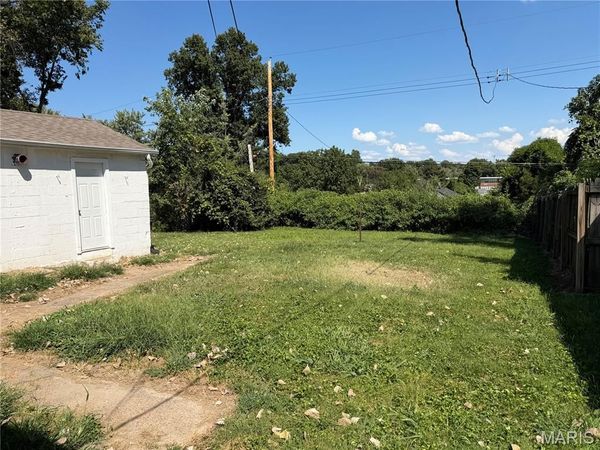 212 La Motte Lane, St Louis, MO 63135