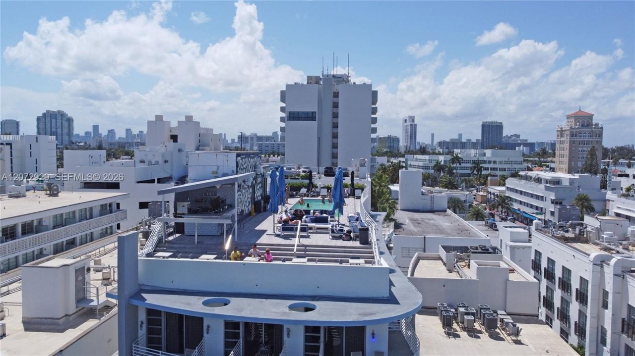 1036 Ocean Dr , Unit B202, Miami Beach, FL 33139 Photo