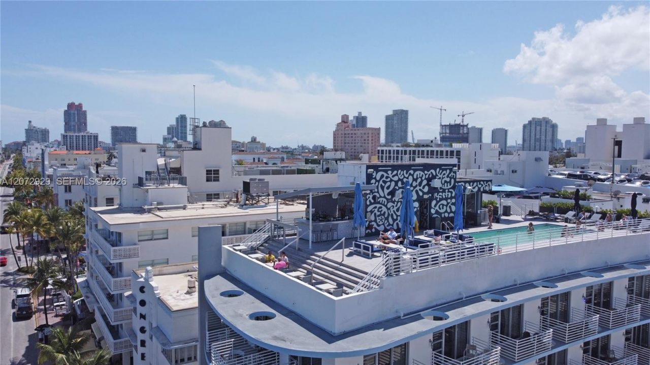 1036 Ocean Dr , Unit B202, Miami Beach, FL 33139 Photo