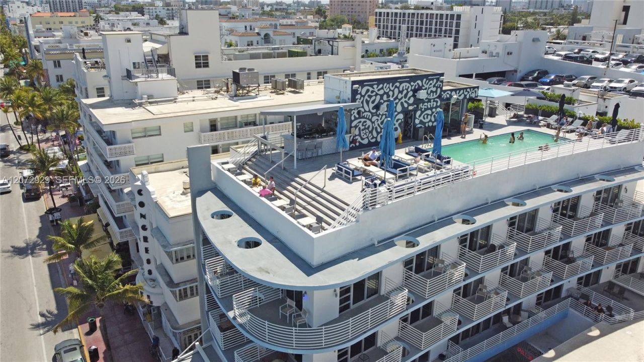 1036 Ocean Dr , Unit B202, Miami Beach, FL 33139 Photo