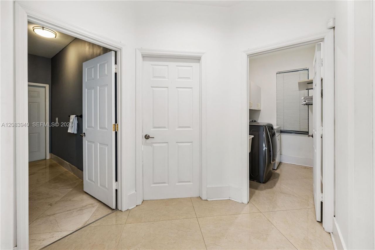 18806 NW 23rd Pl, Pembroke Pines, FL 33029 Photo