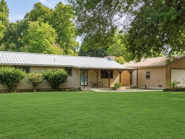 1410 Pecan Dr NW, McQueeney, TX 78123