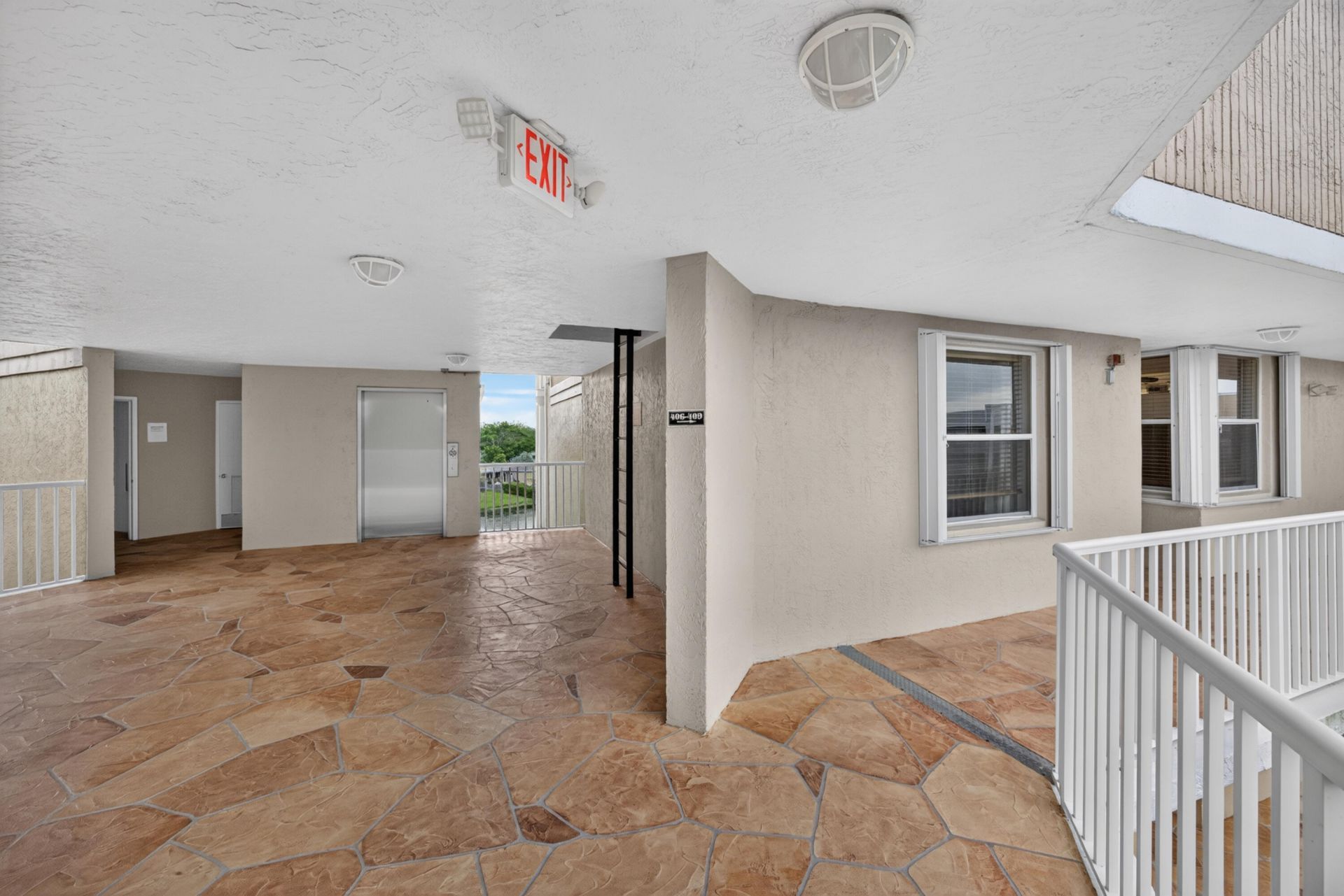 10346 NW 24th Place, Unit 406, Sunrise, FL 33322 Photo