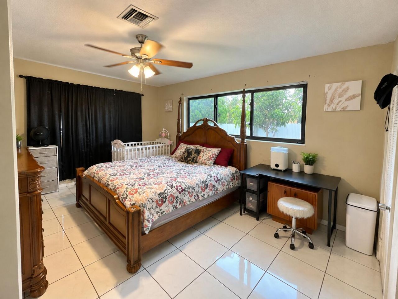 70 NE 174th Drive, North Miami Beach, FL 33162 Photo