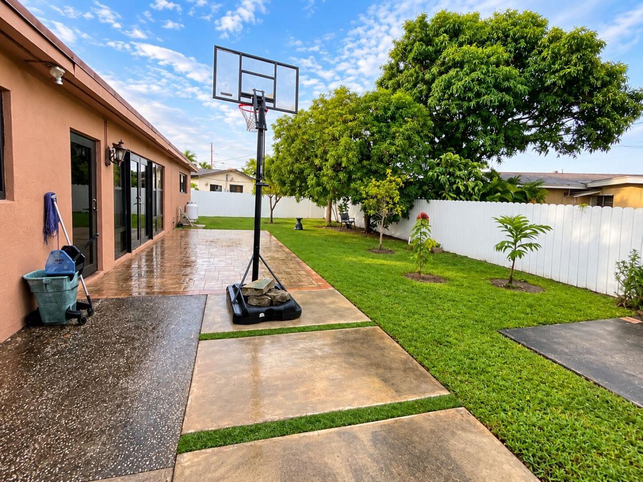 70 NE 174th Drive, North Miami Beach, FL 33162 Photo