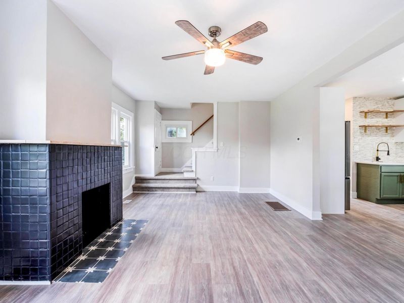 905 Leona Avenue, Columbus, OH 43201 Photo 4