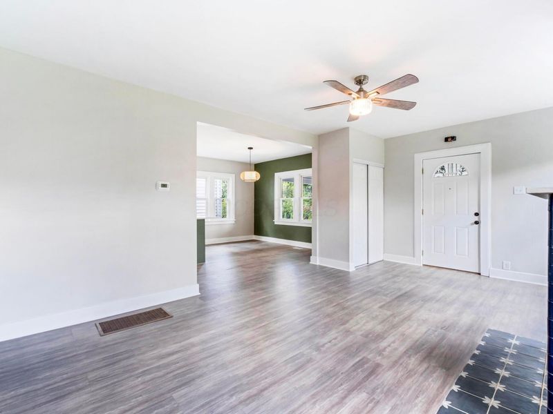 905 Leona Avenue, Columbus, OH 43201 Photo 5